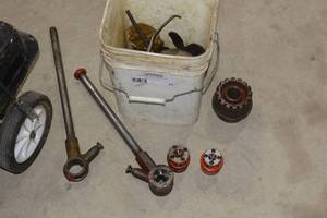 Rigid pipe threader