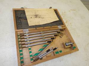 Inside Micrometer set with case