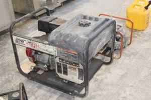 lot 329 image: North Star 8000 PPG Pro Series Honda GX Commercial 120V 20A  240V 30 A Generator