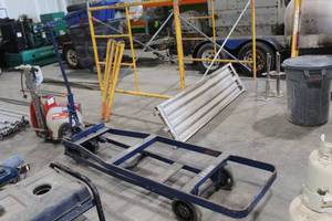 lot 336 image: Industrial Metal Adjustable Dolly 4-wheel