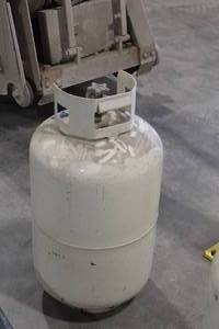 lot 339 image: 10-Gallon Propane Tank