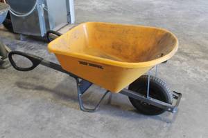 lot 456 image: True Temper Wheelbarrow