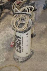 lot 464 image: Esch 2.6-Gallon Water Pump