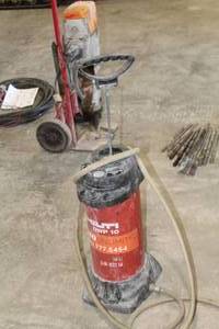 lot 468 image: Hilti DWP10 Water Pump