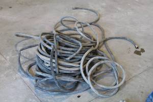 lot 473 image: 100 Hose