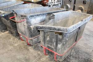 lot 518 image: Lot of (2) Debris Dump Cart