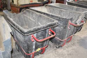 lot 522 image: Lot of (2) Debris Dump Cart