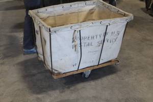 lot 529 image: Basket Truck