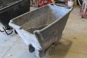 lot 533 image: Debris Dump Cart
