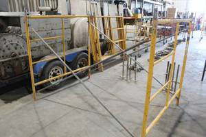 lot 400 image: Lot of (1 Set) Cross Braces (x2), Frames (x2) 84x60x60