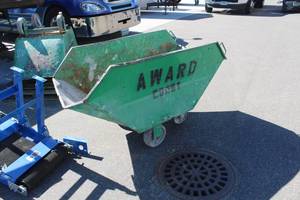 lot 557 image: Dump Cart