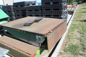 lot 305A image: Kelley FX6X8 FX 40,000-lbs Automatic Dock Ramp Leveler