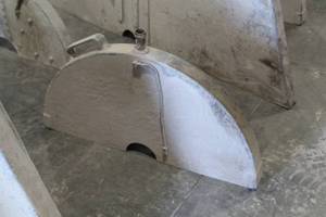 lot 583 image: 24 Wall Saw Guard