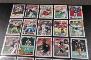 lot 53 image: 1989 Topps Star Football Card Lot  20 Cards