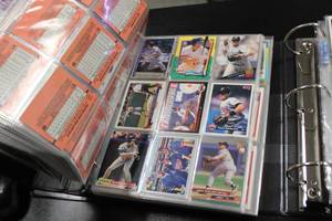 lot 63 image: Minnesota Twins Baseball Card Lot  Two Full Binders - 1000 Cards
