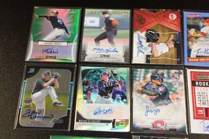 lot 68 image: Baseball Card Autograph Lot  10 Autograph Baseball Cards