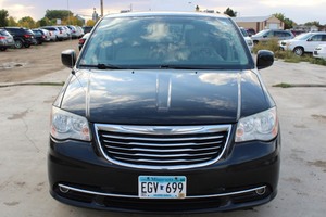 2013 Chrysler Town & Country Touring
