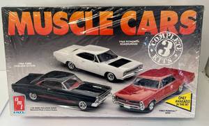 lot 52 image: Vintage Amt Ertl Muscle Cars 3 Pack Model Kit NIB Open Box -