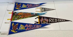 lot 62 image: Group Of Vintage Felt Pennants Including Air Force And More -