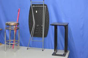 lot 35 image: Various side tables