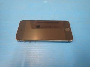 lot 77 image: Apple&nbspiPhone 5s A1453  16GB of Storage  Sprint Carrier Locked  No charger
