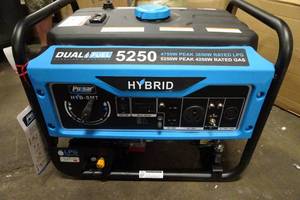 lot 53 image: Pulsar Dual Fuel 5250W Hybrid Generator