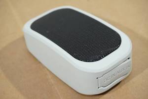 lot 79 image: Vivitar Waterproof Bluetooth Speaker