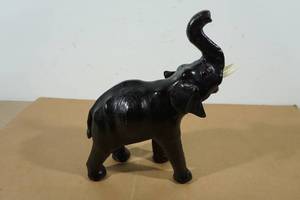 lot 81 image: Elephant Figure - Black