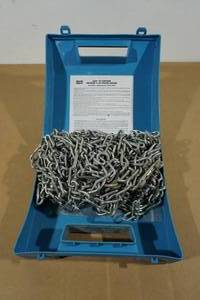 lot 87 image: Quik Grip Tire Chains
