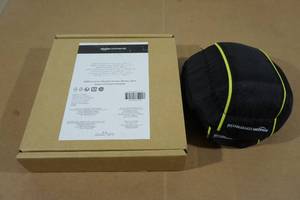 lot 90 image: Amazon Commercial General Purpose Vinyl Tape and Knee Pads