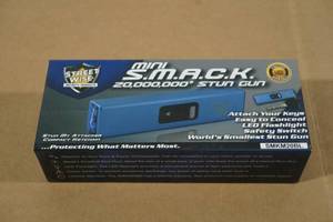 lot 110 image: NEW Blue Street Wise Mini SMACK 20,000,000 Stun Gun