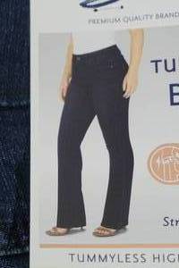 lot 145 image: NEW Seven7 Tummyless High Rise Boot Jeans - Womens 8