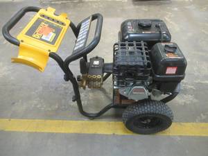 lot 556 image: DEWALT 4400 PSI 4.0 GPM Gas Cold Water Pressure Washer with DEWALT 420cc Engine, 61156 -, Missing Hose, Gun and Tips, USED StartsRuns Well