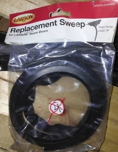 lot 312 image: Replacement Door Sweeps. (10)