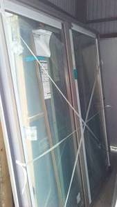 lot 316 image: Anderson Sliding Door, NEW.