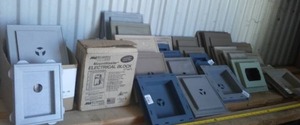 lot 218 image: Vinyl Siding Block Boxes.