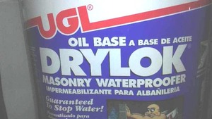 lot 274 image: Dry Lok Water Proofer, 5 Gal.