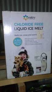 lot 357 image: Ice Melt Liquid Applicator and Juice