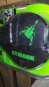 lot 362 image: Cap It Stinger Staple Guns (2)