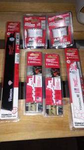 lot 399 image: Milwaukee Saw Blade Variety