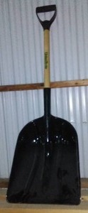 lot 417 image: Scoop Shovel.