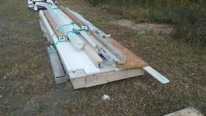 lot 516 image: Composite Lumber, Corners, Sleeve and More