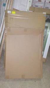 lot 710 image: Variety Of Replacement Screens.