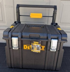 lot 28 image: DeWALT TOUGHSYSTEM 2.0 Mobile Tool Box