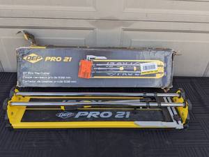 lot 27 image: QEP 21 in. Pro Tile Cutter