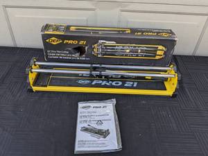 lot 70 image: QEP 21 Pro Tile Cutter