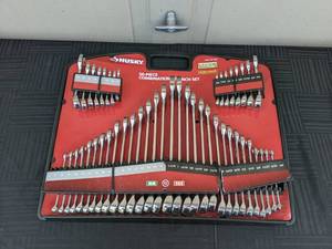 lot 18 image: HUSKY (47)-Piece Combination Wrench Set