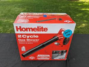 lot 74 image: Homelite 150 MPH 400 CFM Gas BlowerVacuum