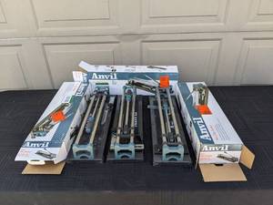 lot 67 image: Set of 3 Anvil 14 Porcelain and Ceramic Tile Cutter