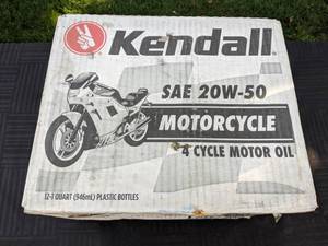 lot 102 image: NEW Kendall SAE 20W-50 Motorcycle 4 Cycle Motor Oil